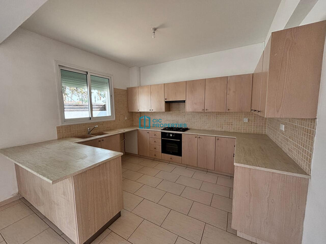 detachedHouse-6a8d51505f1f6.jpg