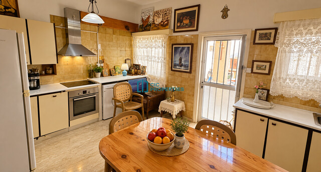 2-Bedroom Ground-Floor Apartment in Faneromeni, Larnaca – photo 5