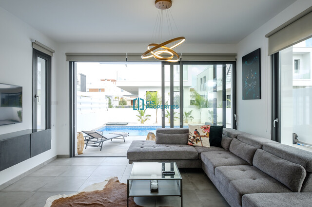 complexLiving-6a71b18e59b6e.jpg