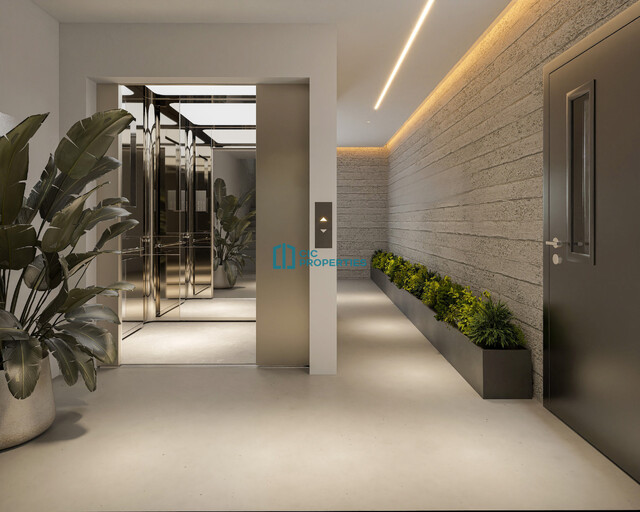 Full Floor - Fully Furnished - 3 Bedroom  & 3 Bathroom Penthouse  Apartment in Faneromeni Area of Larnaca – photo 12