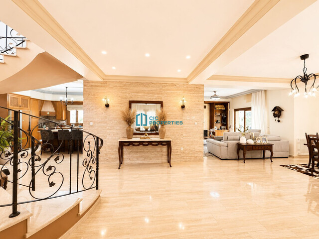 complexLiving-6a0d85f943b44.jpg