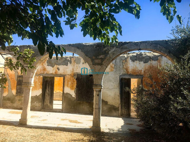 Incompleted House in Deryneia Area - Sitting on a Big Plot of 770m2 – photo 2