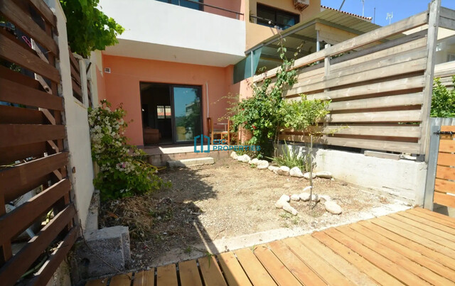 semiDetachedCottage-6a1eaaaedeae0.jpg