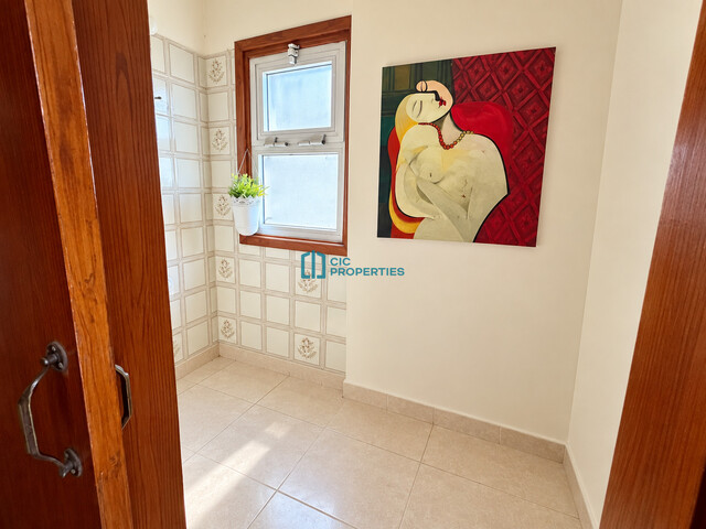 Spacious 3-Bedroom Apartment Near Port Area with Sea Views & City Views of Larnaca – photo 8