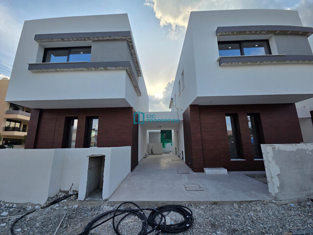 complexLiving-69aec15469757.jpeg