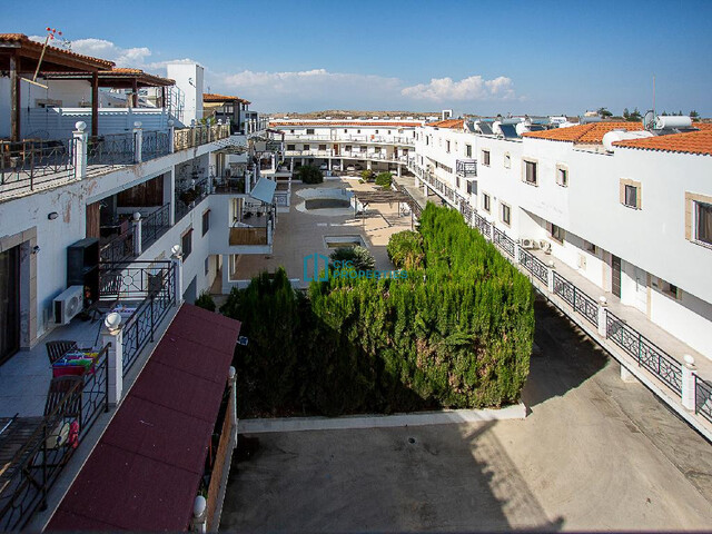 Spacious 2 Bedroom Tersefanou Apartment in Gated Complex with Communal Pool – photo 10