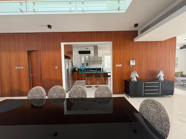Sea Front Villa With Private Pool in Perivolia, Larnaca – photo 5
