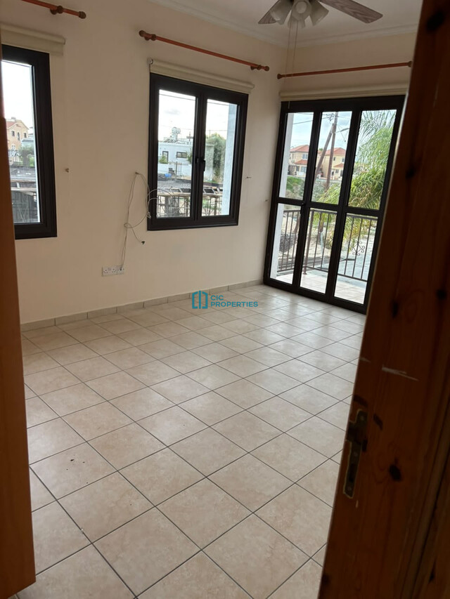 For Rent  3 Bedroom Semi Detached Unfurnished House in Aradippou Area - Just 6 Minutes from Lidl Supermarket – photo 11