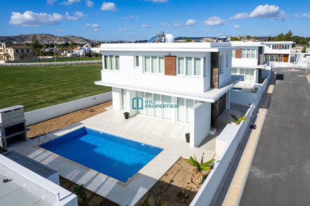 Modern 3 Bedroom Detached Home on Dhekelia Road  - Pyla Tourist with Private Pool – photo 18