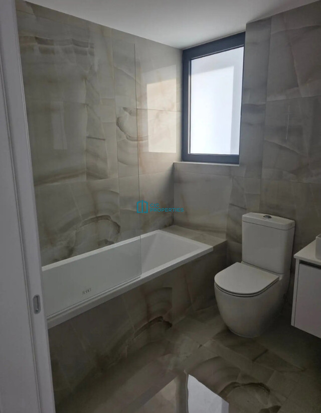 penthouse-6a5f3da8d9300.jpg