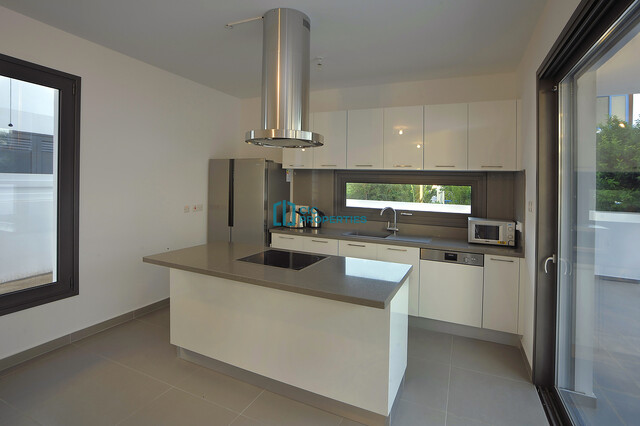 complexLiving-6a71b18e2a1e7.jpg