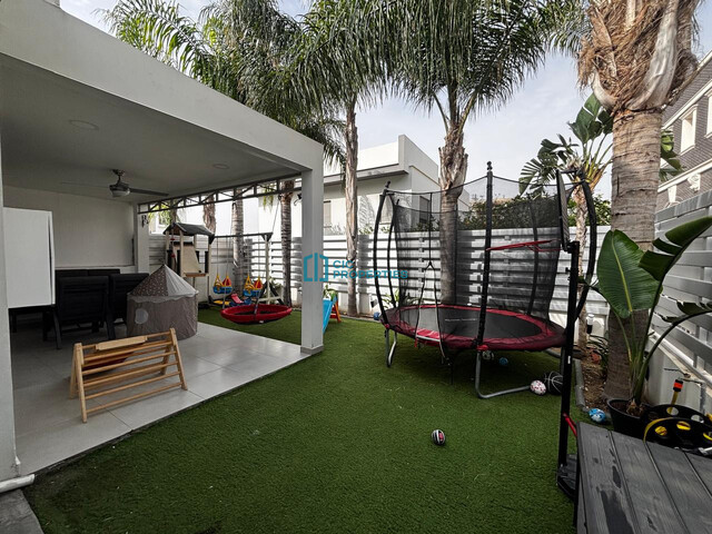 semiDetachedCottage-6a02d4e1cdac6.jpg