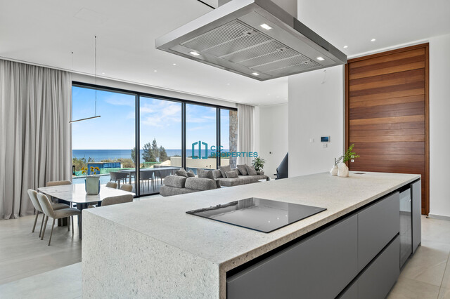 complexLiving-6a705596eb452.jpg
