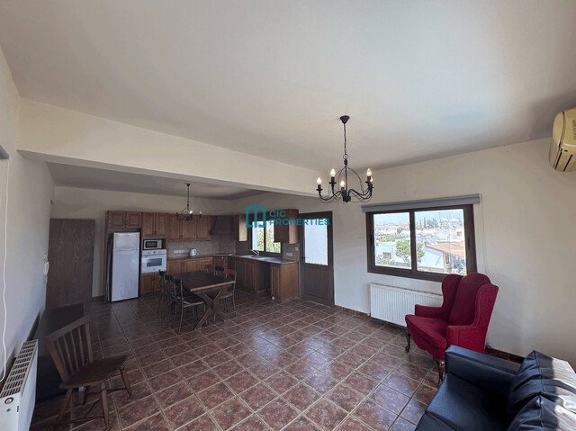 Upper Floor - Spacious 3 Bedroom Apartment in Aradippou Area - Partially Furnished For Rent – photo 11