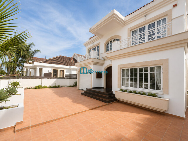 detachedHouse-6a1430b8ce94a.jpg