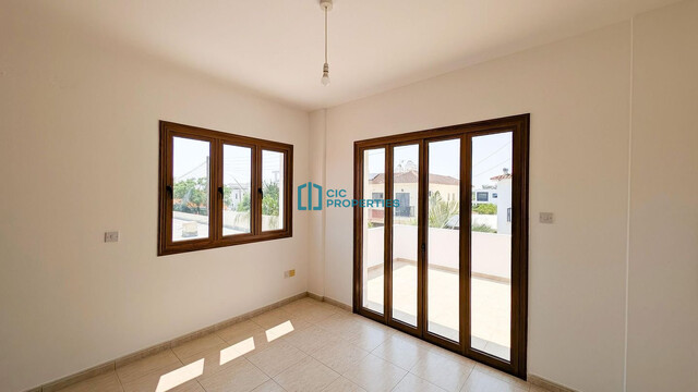 Detached Two Storey House in Aradippou, Larnaca – photo 20