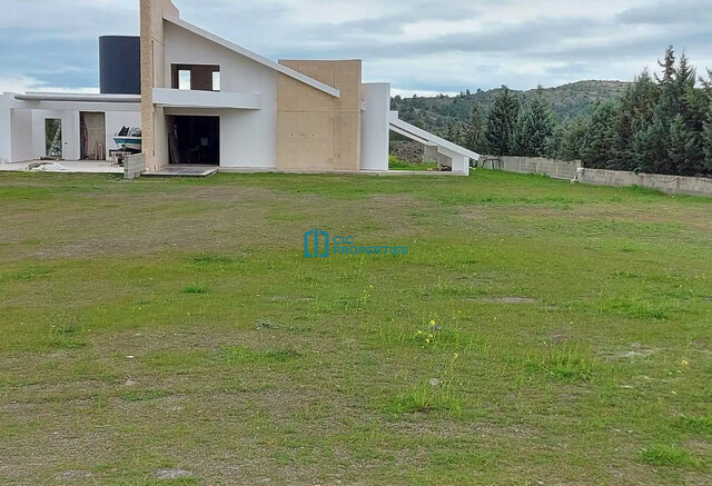 Incomplete - Spacious 4 Bedroom House in Mosfiloti with Private Pool & Large Plot Area – photo 8