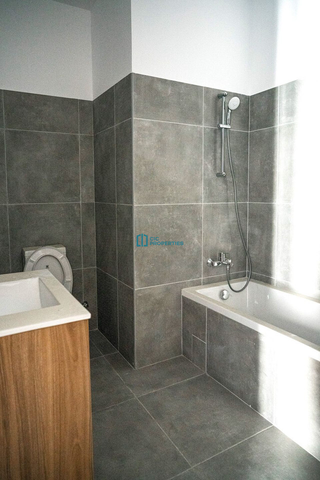 apartment-6a685774c246a.jpg
