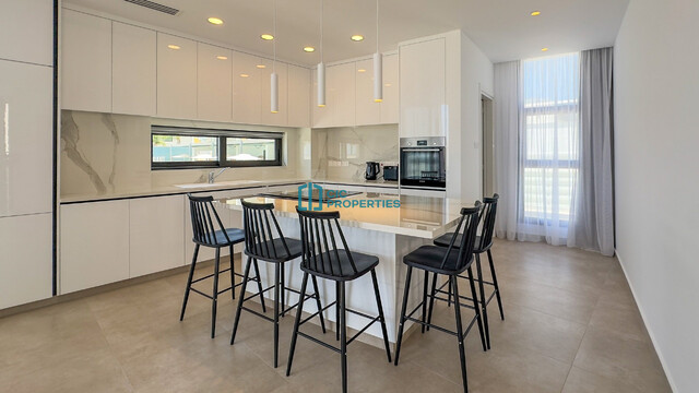 Luxury 4 Bedroom & 6 Bathrooms Seafront Villa in Ayia Napa with Private Pool and Beautifull SeaVIews – photo 7