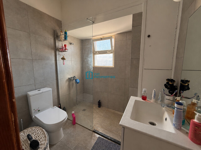 Spacious 3-Bedroom Apartment Near Port Area with Sea Views & City Views of Larnaca – photo 9
