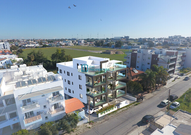 penthouse-6a27bf7972094.jpg