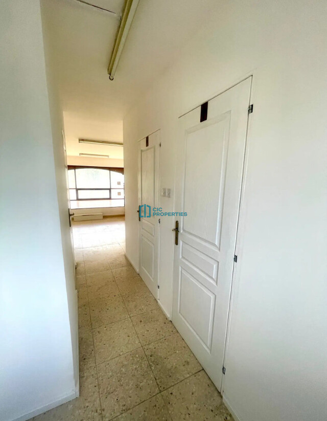 Immediate Passive Income Mixed Use Space  - in Central Chrisopolitisa Area - On Main Road – photo 5
