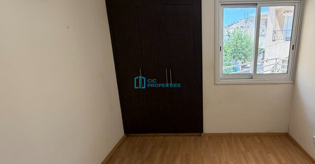 Bright 2 Bedroom Oroklini Apartment with Mountain Views – photo 5