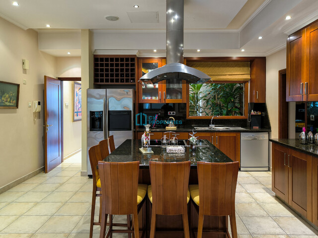 Fully Furnished 4 Bedroom Villa in Quiet Aradippou Area with Private Pool & Big Garden Area - For Rent – photo 8