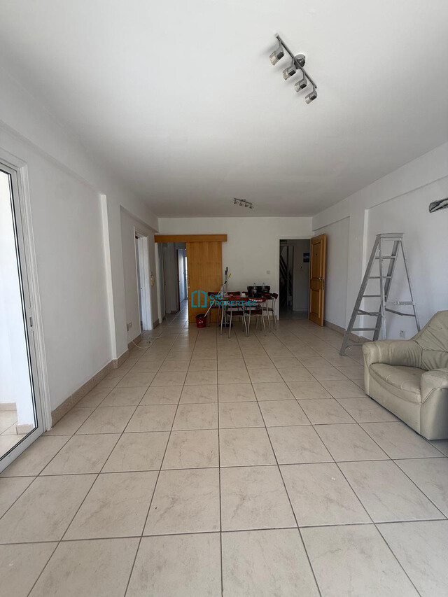 apartment-6a67034dbf503.jpg