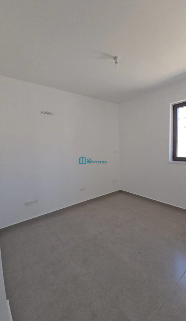 Modern 2 Bedroom Apartment in Lively Port Area – photo 7