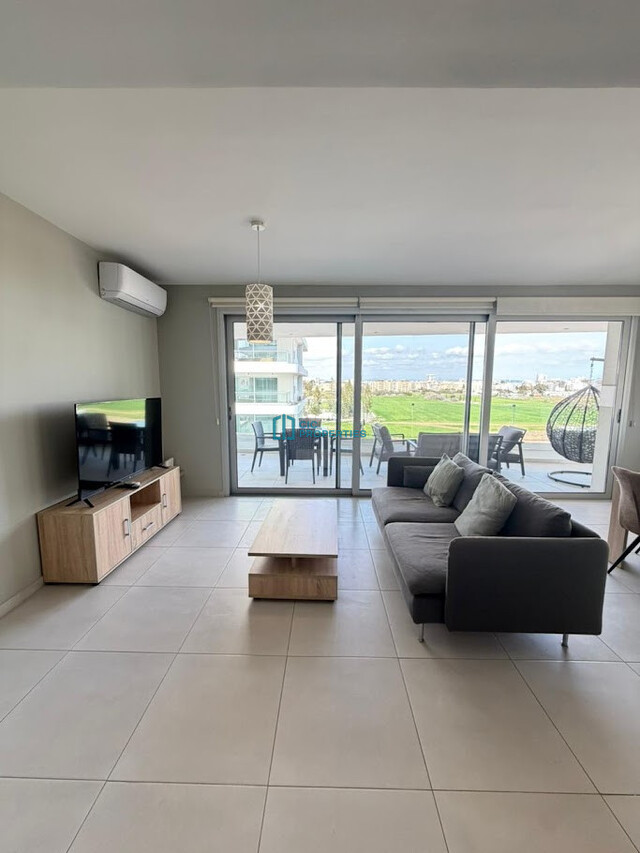 Fully Furnished 2 Bedroom Salt Lake View Apartment in Makenzy Area of Larnaca - Airbnb Ready – photo 2