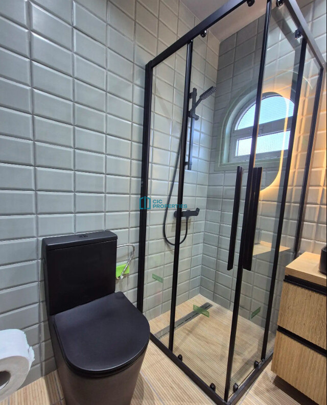 Fully Furnished 2-Bed Apartment in Makenzy - Walking Distance To The Beach - For Rent – photo 13