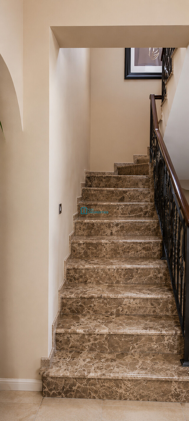 Spacious Mosfiloti 4 Bedroom Home with Private Overflow Pool Sitting On a Large Plot – photo 16