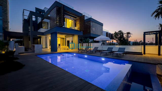 Luxury Seafront - 3 Bedroom Villa in Ayia Napa with Private Pool – photo 1