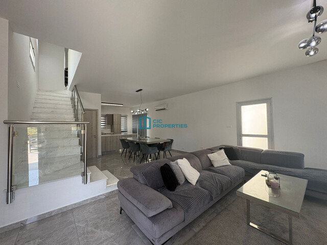 Corner - Three Bedroom Link Detached House in Residential Kiti Area – photo 2