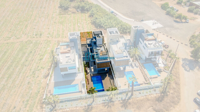 Luxury Seafront - 3 Bedroom Villa in Ayia Napa with Private Pool – photo 47