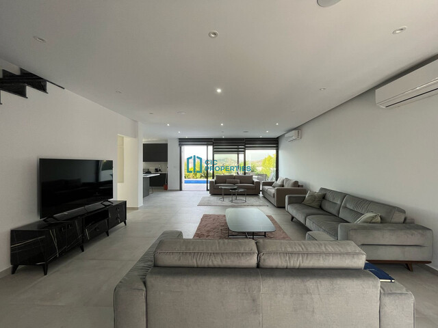 complexLiving-6a02ef0b05ddb.jpg