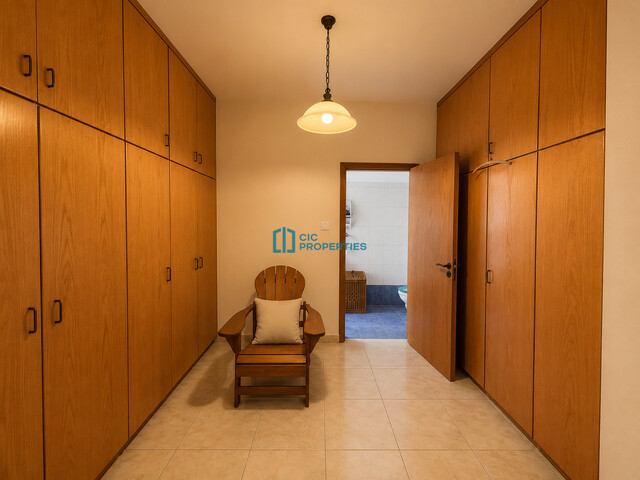 detachedHouse-6a59d767920ed.jpg