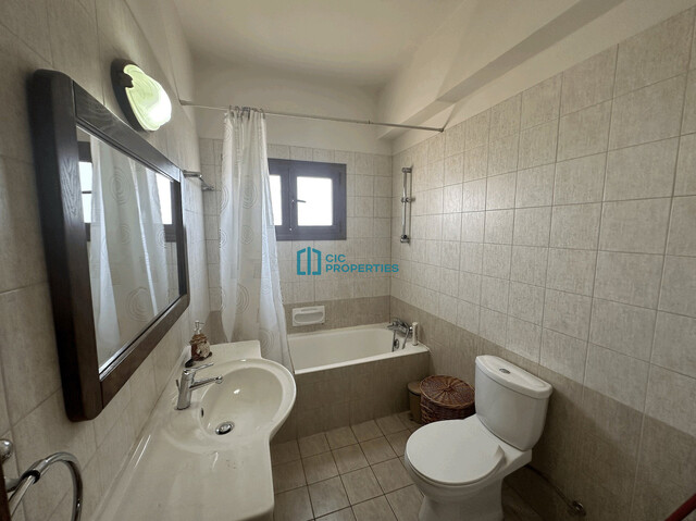 Upper Floor - Spacious 3 Bedroom Apartment in Aradippou Area - Partially Furnished For Rent – photo 17