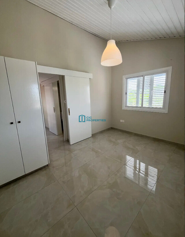 detachedHouse-6a1594aa362c4.jpg