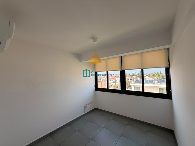 Spacious 114 m2 Office with 4 Spacious Rooms and Reception Area by Metropolis Mall, Larnaca – photo 6