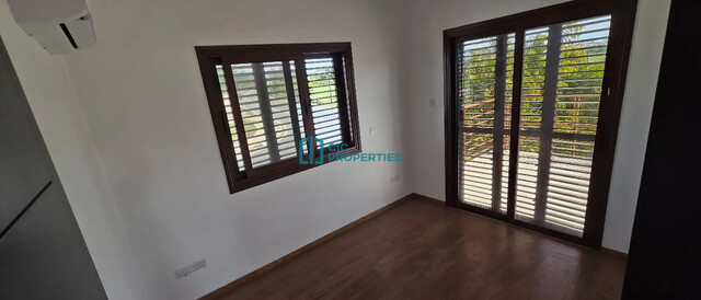 Detached Five Bedroom Home for Sale on Dhekelia Road - Pyla Touristic Area – photo 9