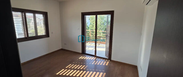 Detached Five Bedroom Home for Sale on Dhekelia Road - Pyla Touristic Area – photo 8