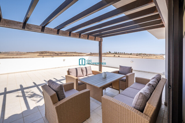 Two Bedroom - Two Story - Apartment in Peaceful Tersefanou with Communal Pool – photo 9