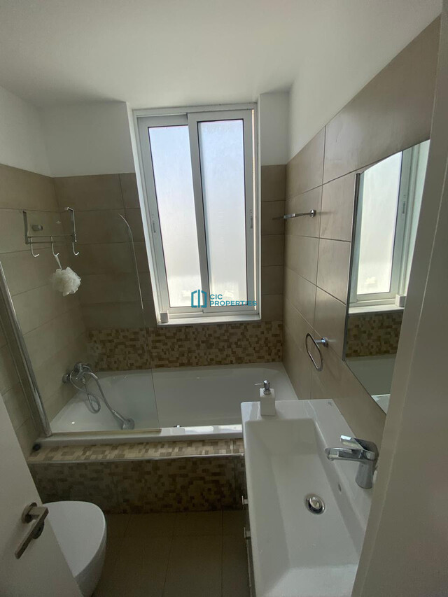 Spacious Four Bedroom House with Private Pool – photo 13