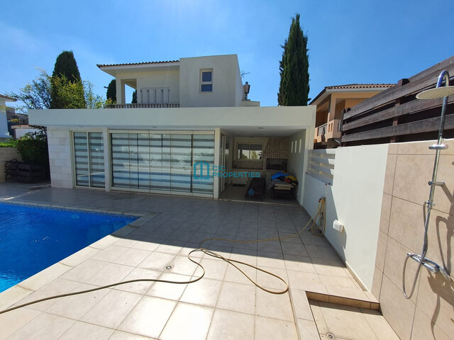 Fully Furnished - Five Bedroom Villa on Dhekelia Road - Pyla Touristic Area with Private Pool – photo 16