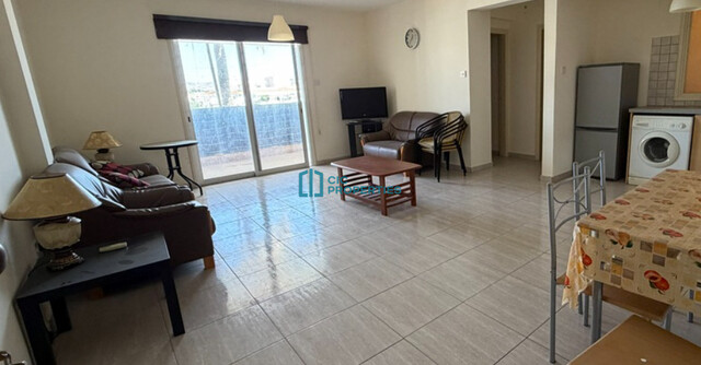 1 Bedroom Apartment in Quiet Oroklini Area in Complex with Communal Pool – photo 2