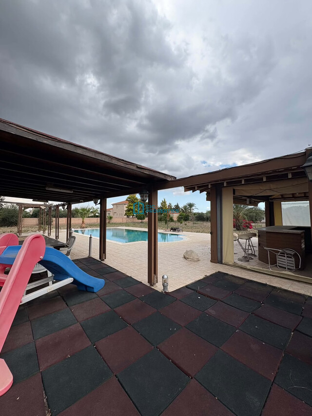 4 Bedroom Villa with Private Pool in Dali - Nicosia Area - Sitting on a Big Plot of 5351 m2 – photo 21