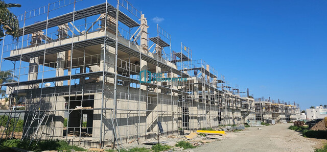Modern Villa with Common Pool and Gym on Dhekelia Road - Oroklini Tourist Area – photo 1