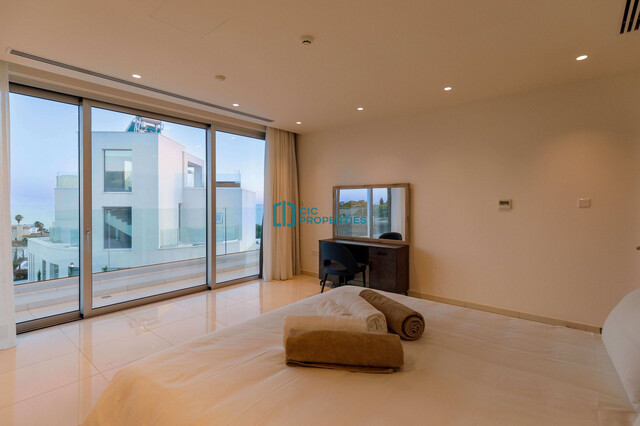 Luxury SeaView- 3 Bedroom Villa in Ayia Napa with Private Pool in Quiet Residential Area of Famagusta – photo 8